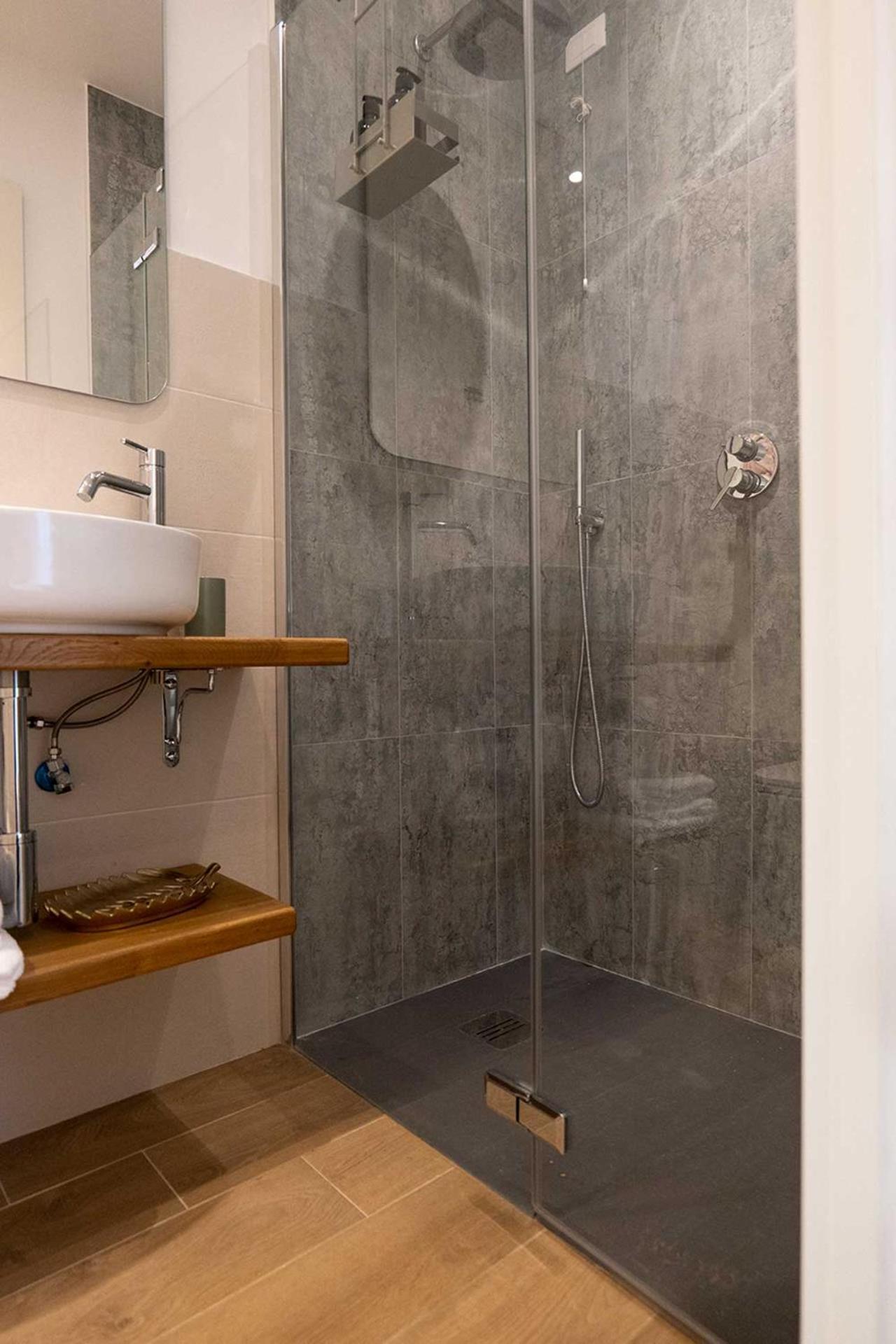 Smart Guesthouse Termini روما المظهر الخارجي الصورة